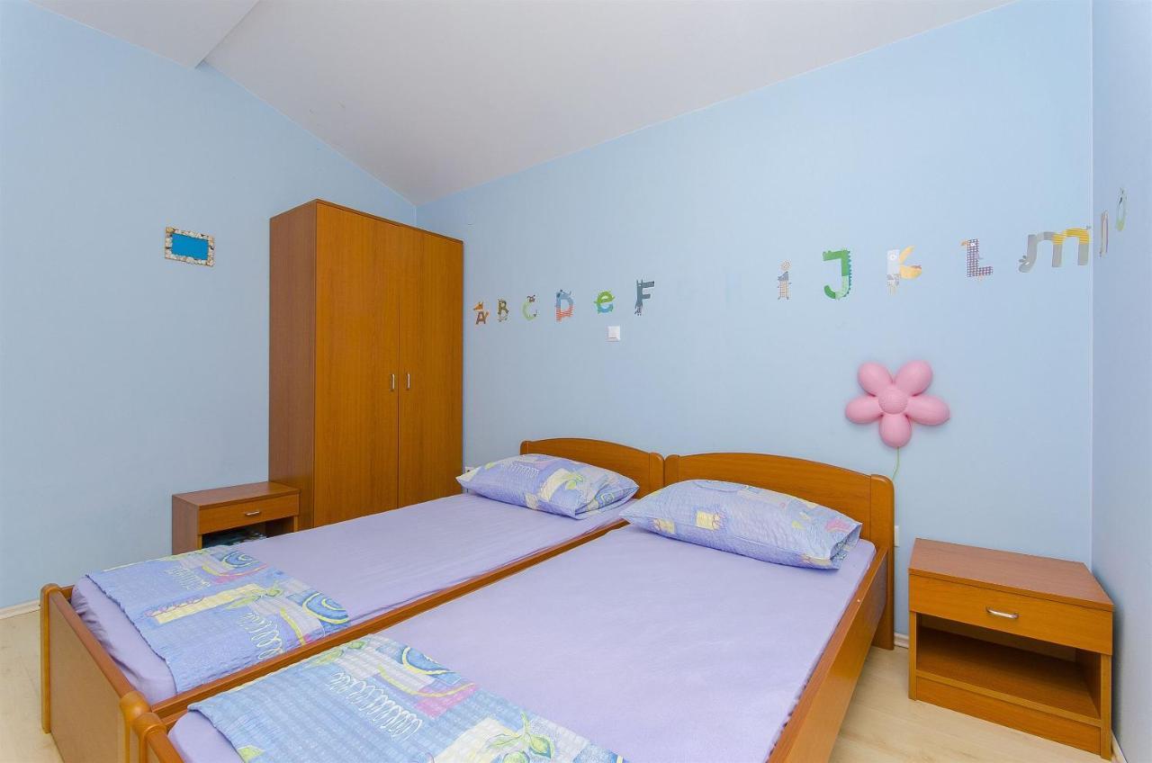 Apartments Kazimir Nečujam Esterno foto