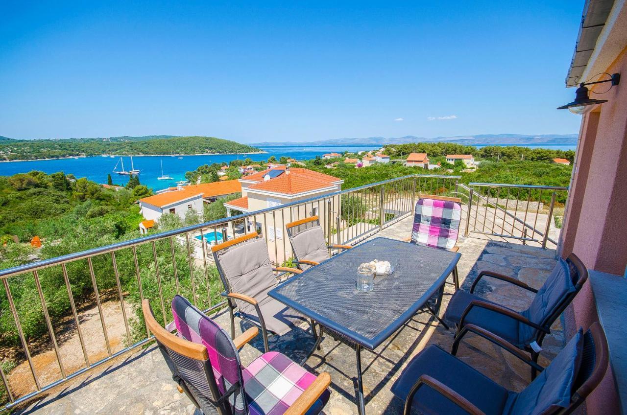 Apartments Kazimir Nečujam Esterno foto