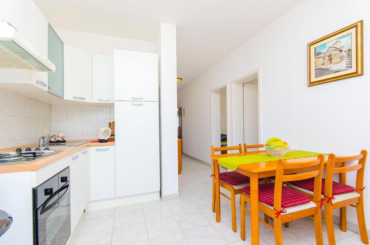 Apartments Kazimir Nečujam Esterno foto